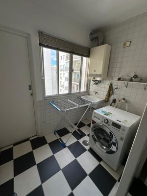 Image 10 - 431852