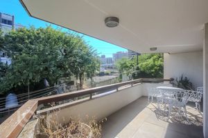 Image 3 - 435188