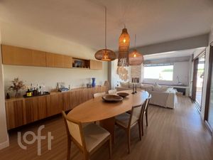 Image 1 - 435372