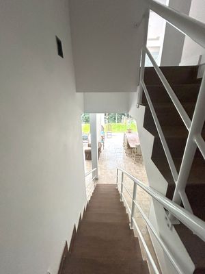 Image 33 - 435499