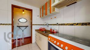Image 37 - 438215