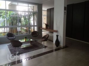 Image 9 - 438243