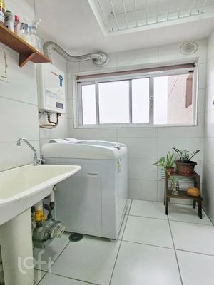 Image 15 - 438858