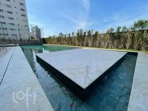 Image 10 - 439001