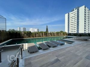 Image 12 - 439001