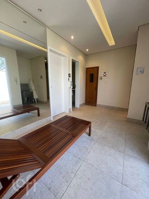 Image 25 - 439204