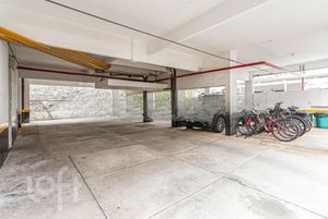 Image 33 - 439963
