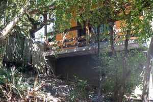 Image 8 - 441161