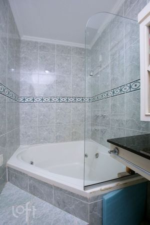 Image 18 - 441432
