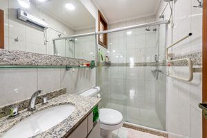 Image 33 - 441440