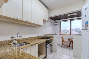 Image 28 - 443698
