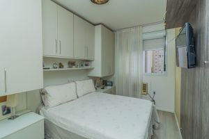 Image 13 - 443749