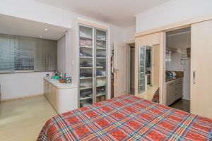 Image 15 - 444319