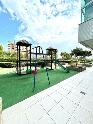 Image 27 - 444843