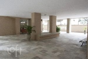 Image 14 - 445262