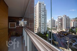 Image 11 - 445825