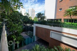 Image 42 - 445825