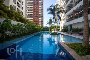 Image 25 - 445825