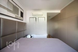 Image 16 - 445825