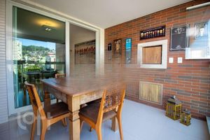 Image 4 - 445825