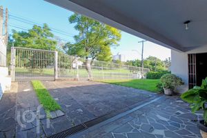 Image 31 - 446182