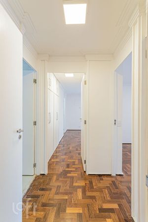 Image 16 - 446206