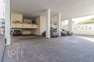 Image 32 - 446206
