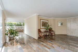 Image 36 - 446206