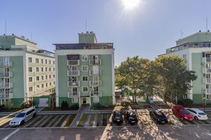 Image 11 - 446615