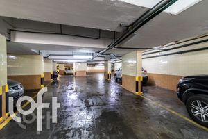 Image 16 - 446670