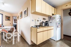 Image 22 - 446670