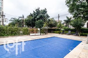 Image 15 - 446670