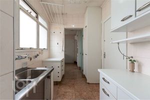 Image 27 - 446743