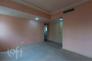 Image 15 - 446743