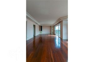 Image 35 - 446743