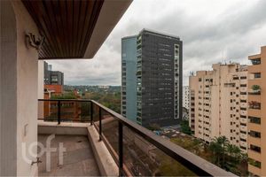 Image 33 - 446743