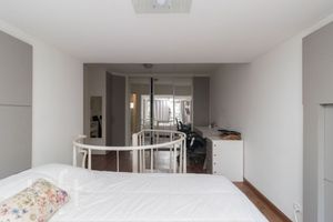 Image 18 - 446754