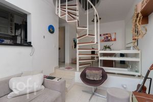 Image 9 - 446754