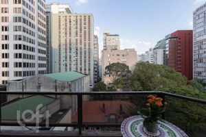 Image 1 - 446754