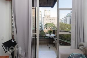 Image 5 - 446754