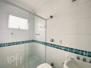 Image 19 - 447215