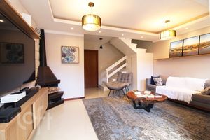 Image 1 - 447276