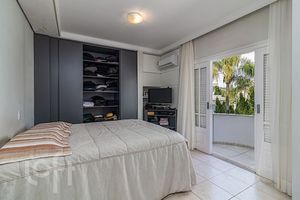 Image 15 - 447283