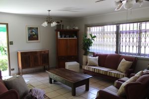 Image 1 - 447285