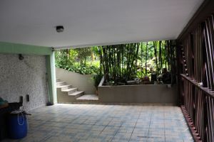 Image 24 - 447285