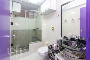 Image 11 - 448006
