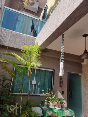 Image 1 - 448356
