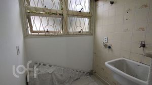 Image 11 - 448379