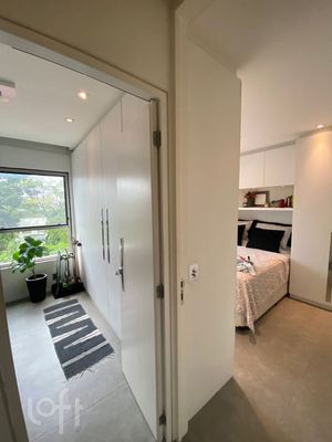 Image 13 - 449252