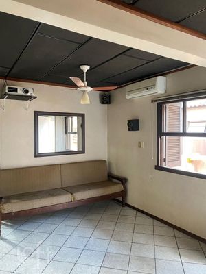 Image 17 - 449343